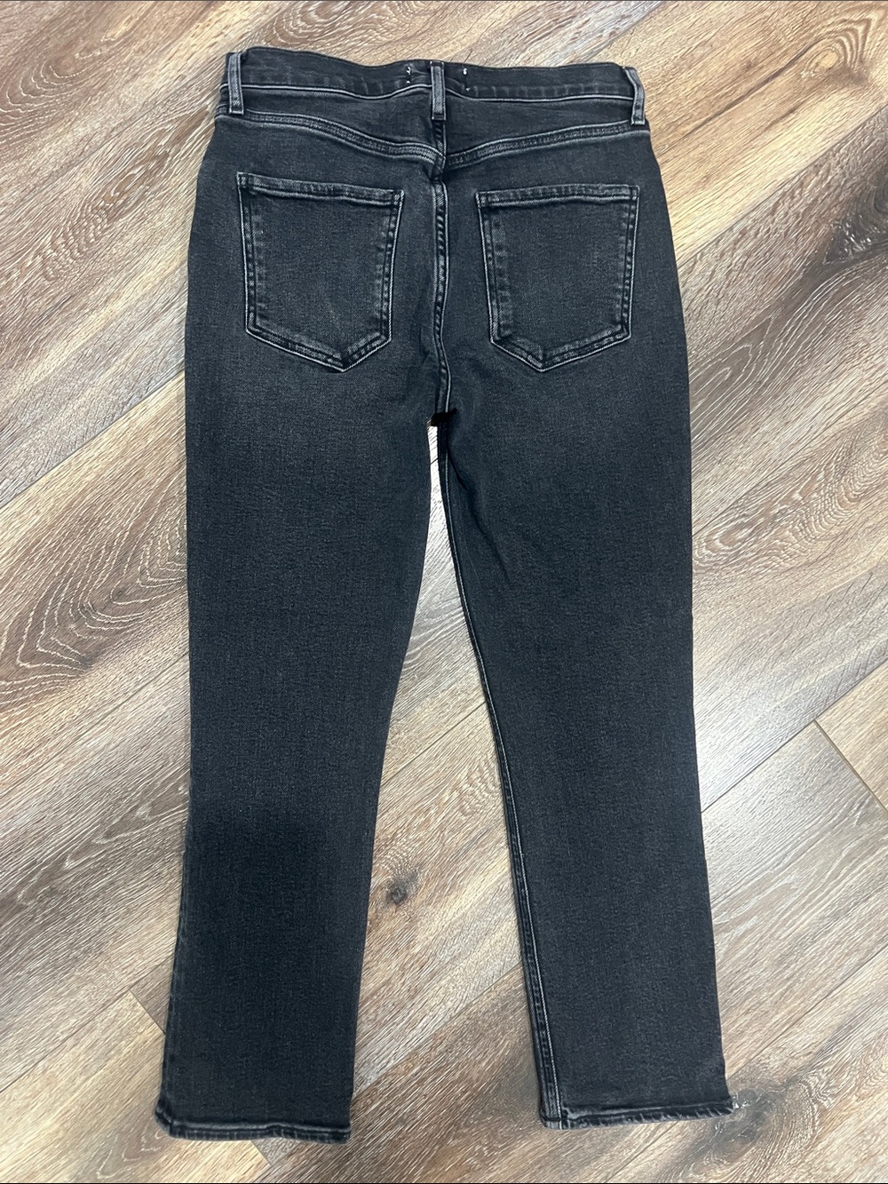 Agolde Riley Crop High Rise Button Fly Jeans In Washed Black Denim ๐ค - Picture 5 of 8